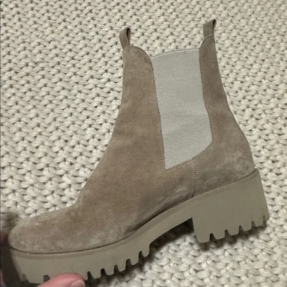 Freda Salvador Brooke Rain Resistant Boot - Picture 3 of 8